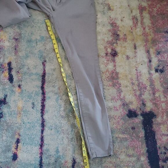 2 Pair Kut From the Kloth Jeans Size 4 - Picture 7 of 16